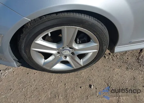 2010 Mercedes-Benz C 300 Luxury 4Matic/Sport 4Matic from USA, damaged, VIN WDDGF8BB7AR112940